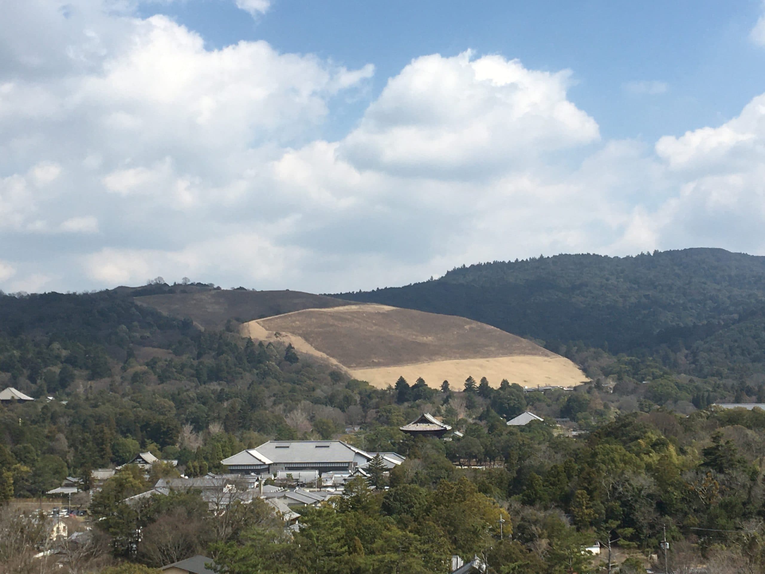 Le mont Wakakusa thumbnail